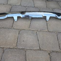 GMC Sierra 2(contact info removed) 2020 2021 2022 2023 OE  Chrome Hood Front Molding GM (contact info removed)3 (contact info removed)1 (contact info 