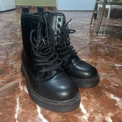 Slip Resistant Boots