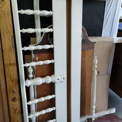 White Double Size Bed Frame/Mirror,Rtc