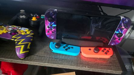 Switch oled with all controllers