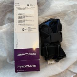 ProCare Comfort Form Wrist Thumb Brace Left small 79-8713