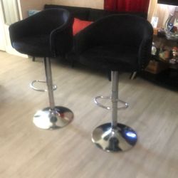 set of 2 swivel stools