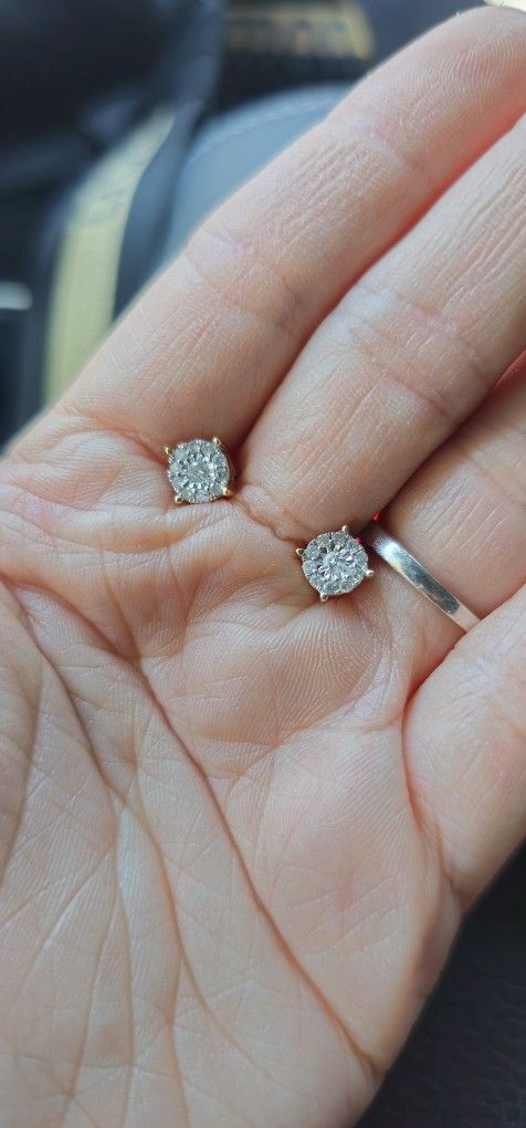 14K Gold Diamond Earrings