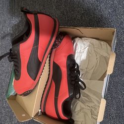 New Pumas Sz9 1/2 Men’s New In Box
