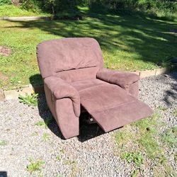 Recliner swivel chair