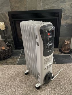 Mainstays Electric Oil Heater Like New