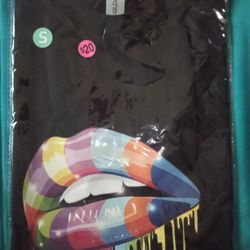 "Rainbow Lips"- T-shirt 