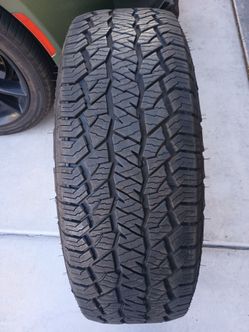 Size: 265/70/17 Hankook Dynapro AT2 tire