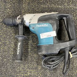 Makita 10 Amp 1-9/16 in. Corded SDS-MAX Concrete/Masonry Rotary Hammer Drill with Side Handle