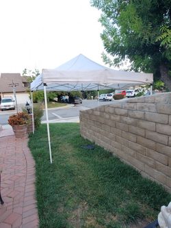 E Z UP Commercial Pop Up Canopy Tent 19x10