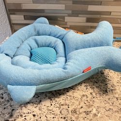 New Whale Skip Hop Baby Bath