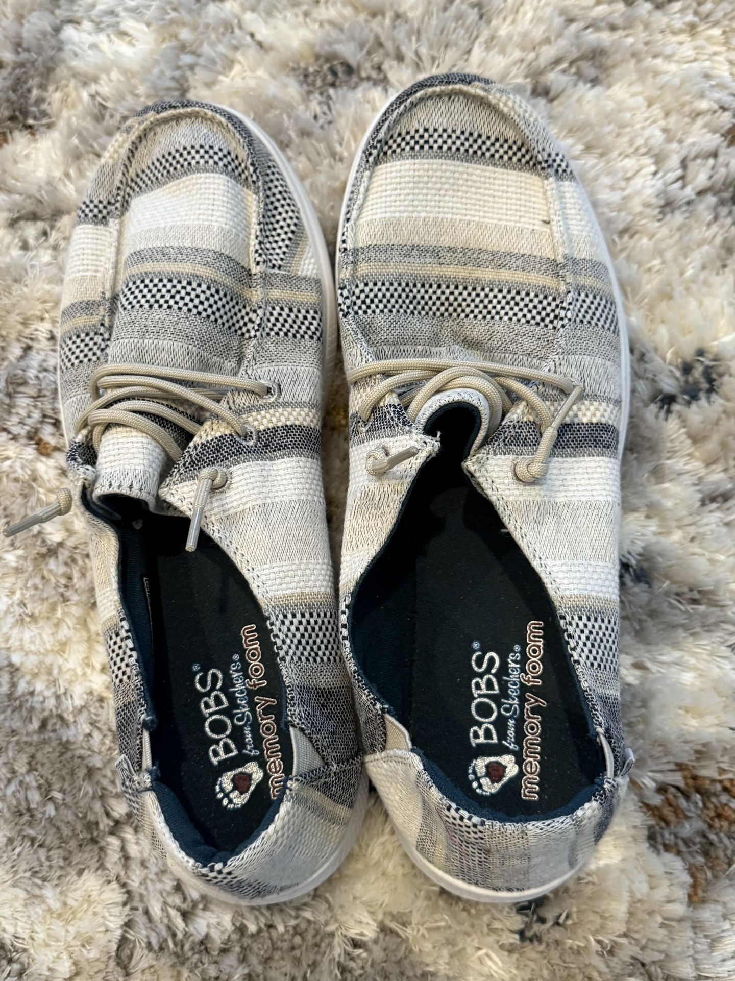 Skechers Women's Bobs Skipper-Hampton Bays Sneaker Brand new (no box) Women’s size 10