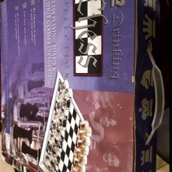 CHECKERS CHESS SET GLASS NEW