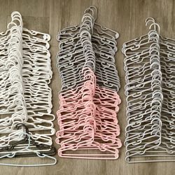 100 Children’s Kids Clothing Hangers Plastic