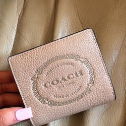 Women’s Coach Wallet 