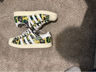Bapesta x adidas camo shoes size 7.5
