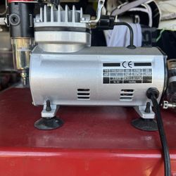 1/5 HP Airbrush Compressor – 25 L/min w/ Moisture Trap & Regulator