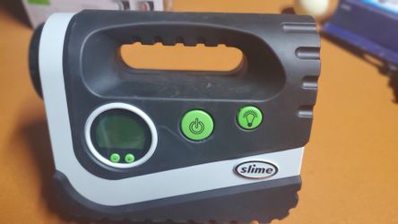 Tire inflator