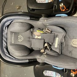Uppababy Car Seat With 4 Bases