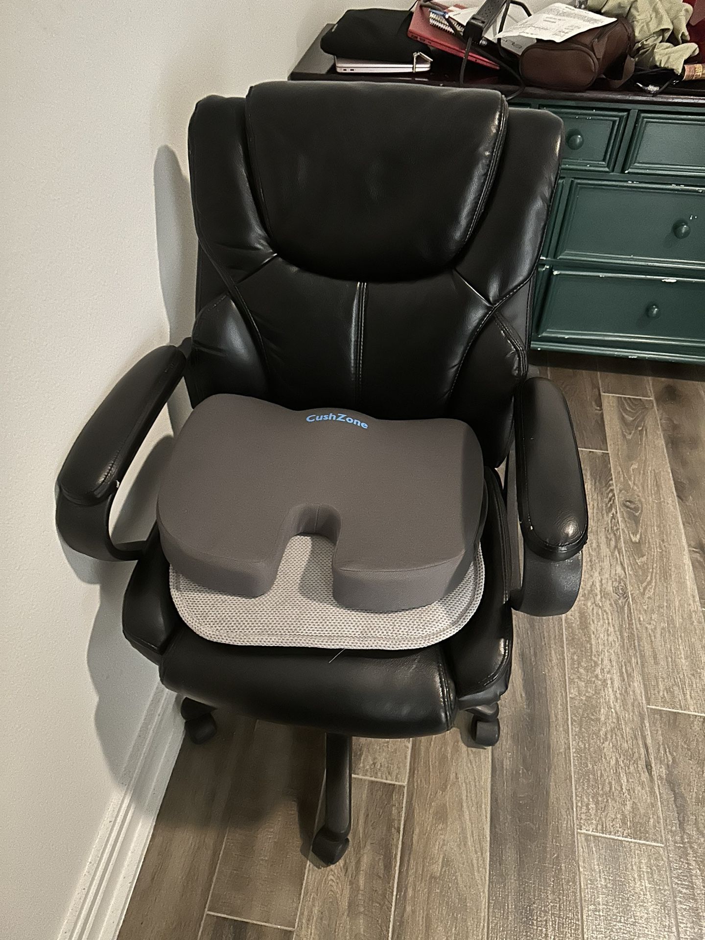 Computer Chair + Cushions