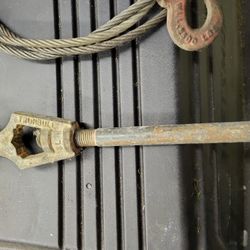 Hydrant Wrench And Pipe Choker