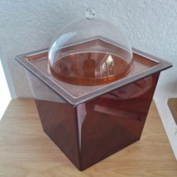 Rare Vintage Acrylic 3 piece Lucite Faux Tortoise MCM Vintage Dome Ice/champagne Bucket
Load with ice and put the insert in, add your bottle, more ice