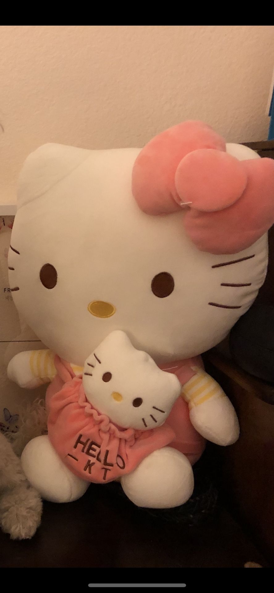 Hello Kitty Mom And Baby