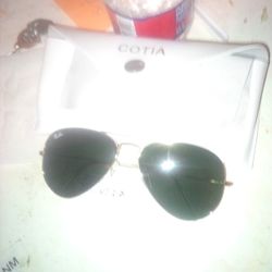 BRAND NEW RAY BAN MEN SUNGLASSES. NEVER BEEN WORN. TAGS STILL ON THEM