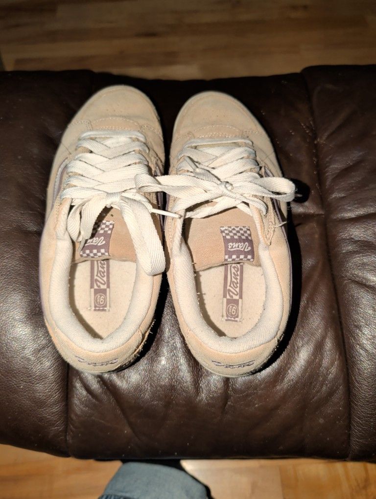Vintage Vans Beige suede Lace Up Shoes