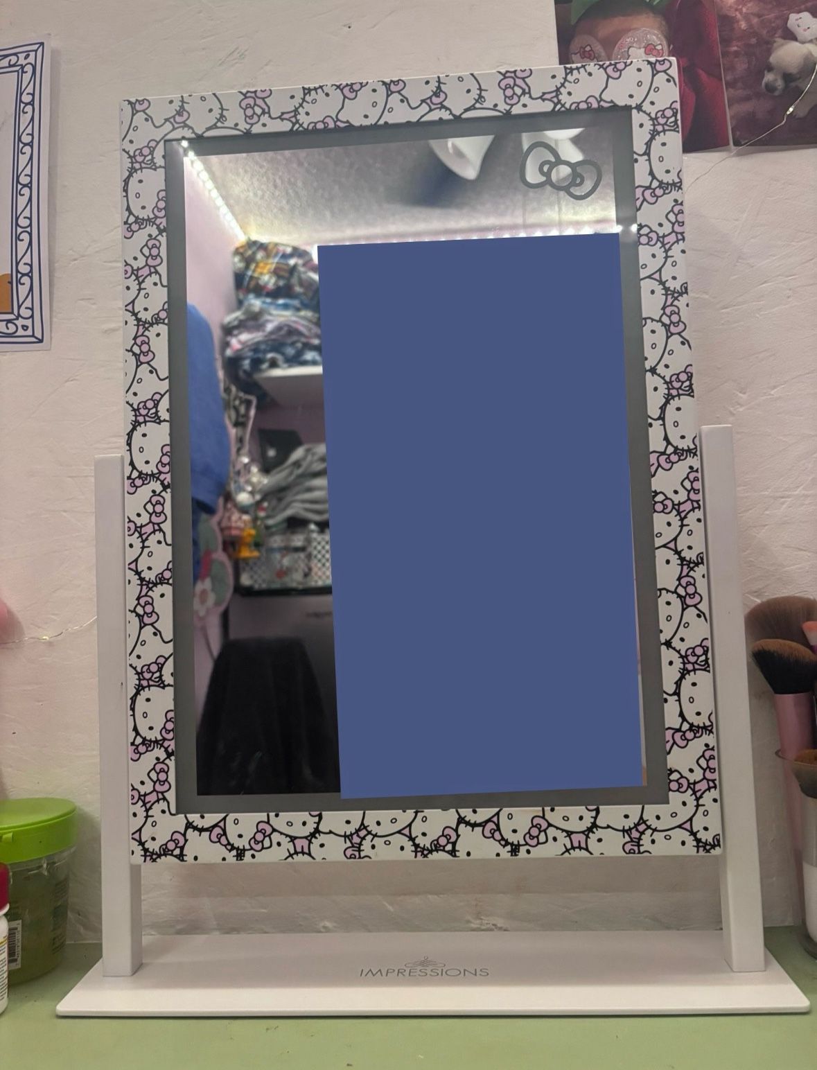 Impressions Hello Kitty Tri-Tone LED Makeup Mirror