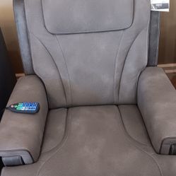 Reclining Lift Up Chair 