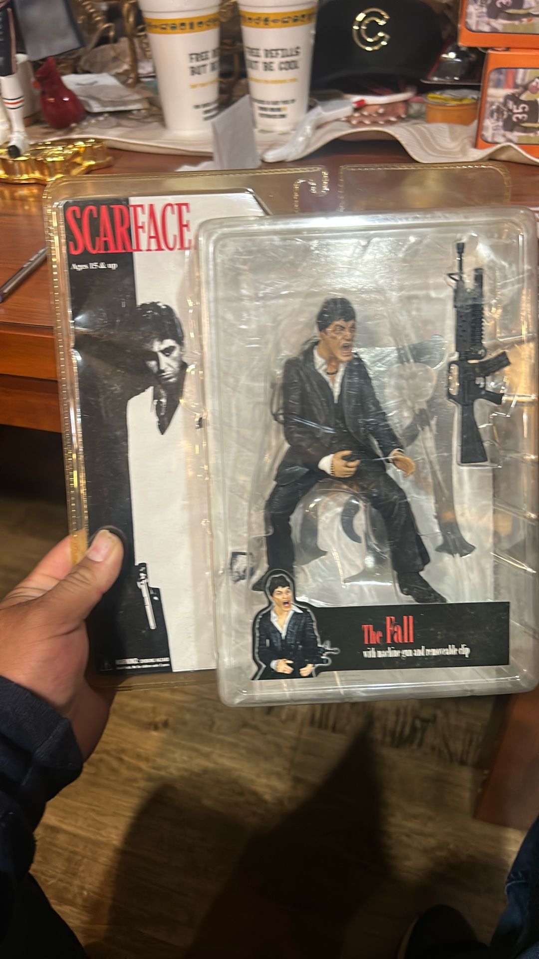 Scarface Figure Mezco Collectible