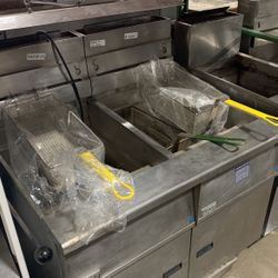  New and used commercial Fryers. Elk Grove Village 