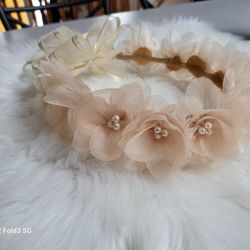 Pretty Flower Crown  Champagne  Color!