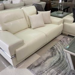 Furniture Of America Real Leather White Loveseat