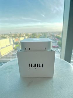 Mac Mini (2024) 16GB Memory | 512GB SSD with Apple M4 Chip + Thunderbolt 5 Pro Cable