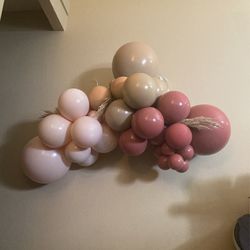 Balloon garland 