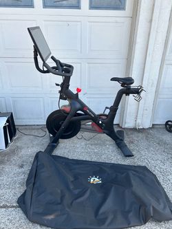 Pelaton 3rd Generation Exercise Bike