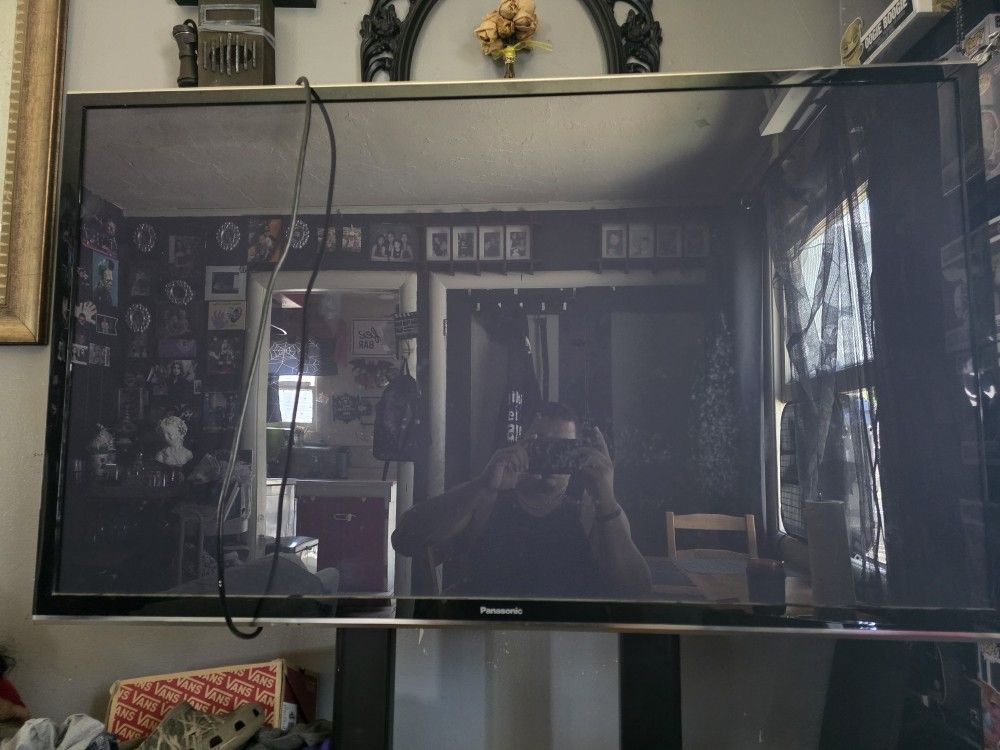 Panasonic Plasma 55" Smart TV 2013