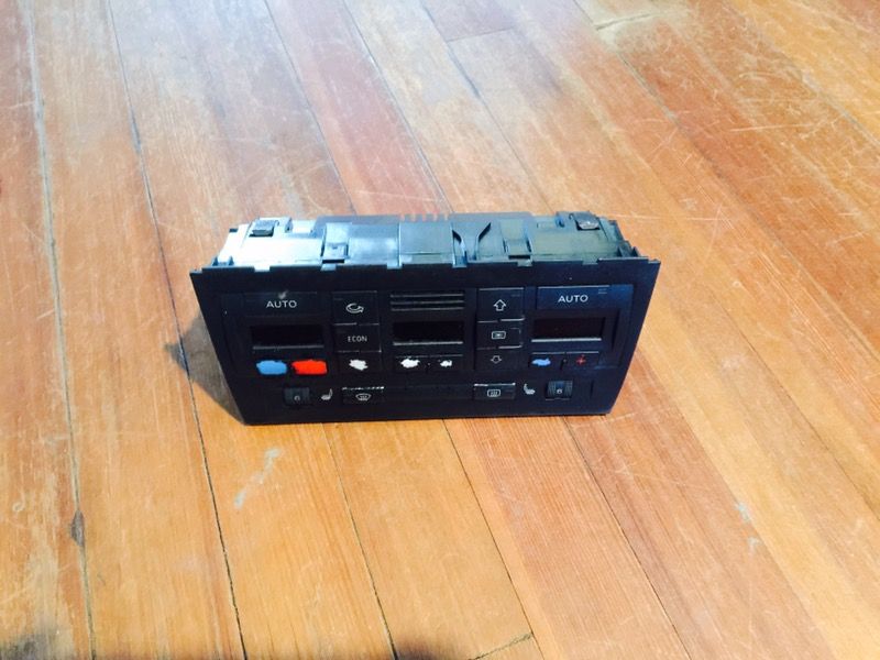 O4 Audi climate control