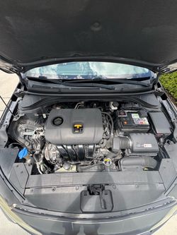 Hyundai Elantra 2019 - Rebuilt Title