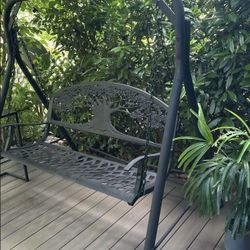 Garden Swing 