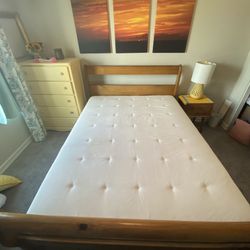 IKEA Heston 12” Queen mattress