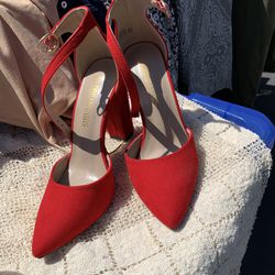 Dream pairs Red Heels