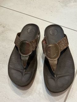Mickey Mouse Brown FitFlop Sandals. Size 6