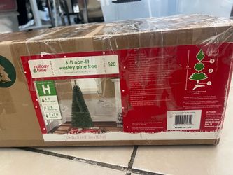Holiday Time 6ft Non-Lit Wesley Pine Tree