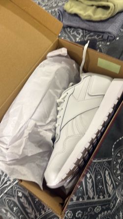 Reebok brand new 8.5
