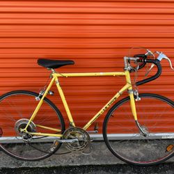 Vintage Schwinn Le Tour 1994 Bike
