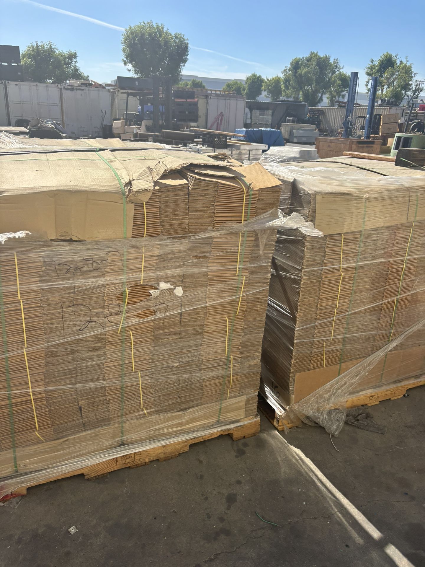 Pallets Of New Shipping Boxes (Ontario) for Sale in Redlands, CA OfferUp