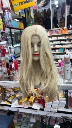 Synthetic  Long Platinum Blonde Wig 22’ inch